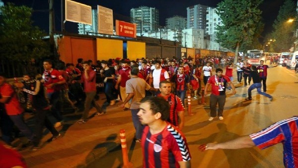 Mersin-Rize maçı öncesi olaylar