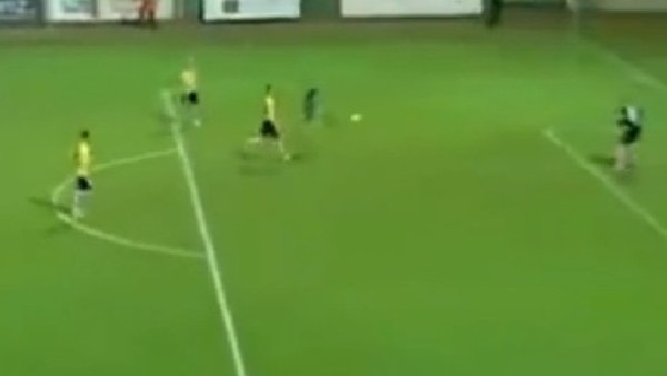 Tommaso Rocchi'den müthiş bitiricilik