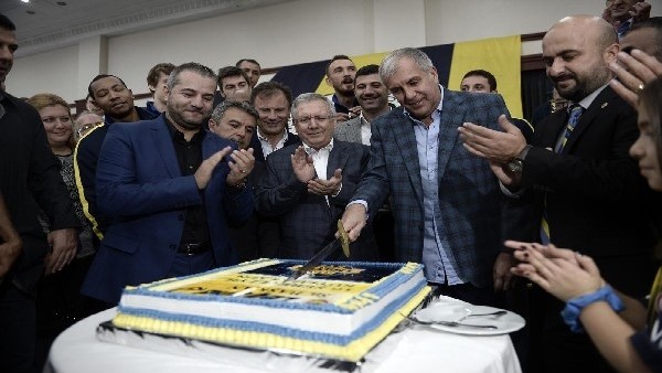 Fenerbahçe'de bayramlaşma