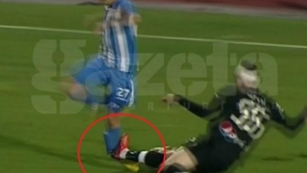 Böyle faul olmaz! Öldürse daha iyi. 