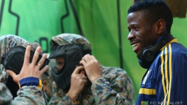 Metalist Kharkiv'li futbolcuların paintball keyfi!