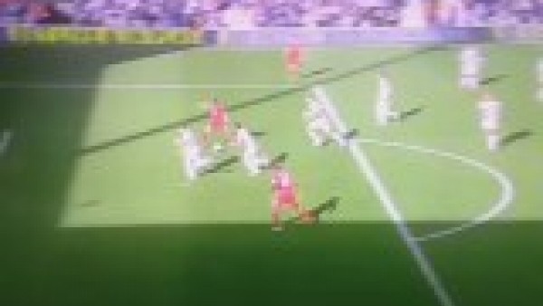 Balotelli inanılmazı başardı! Kale bomboş...