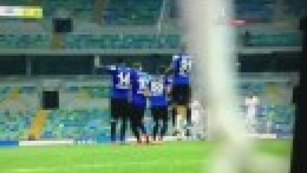 Sneijder'in attığı şık frikik golü!