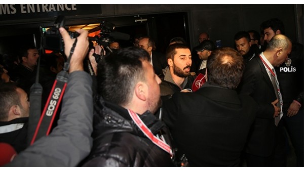 Gazetecilere saldırı anı, en net görüntüler