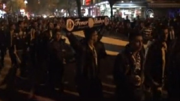 Derbi galibiyeti böyle kutlandı