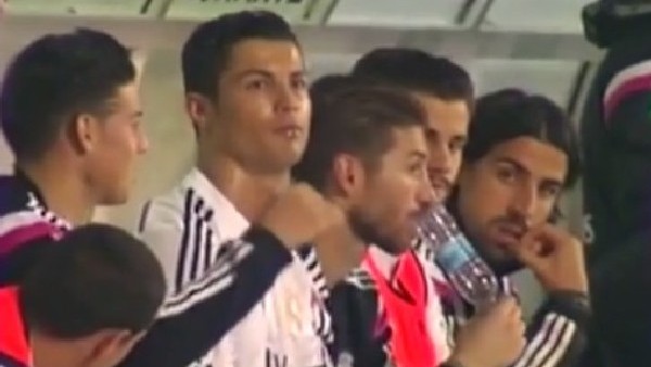 Ronaldo'ya Küfür Edilince Bakın Ne Yaptı