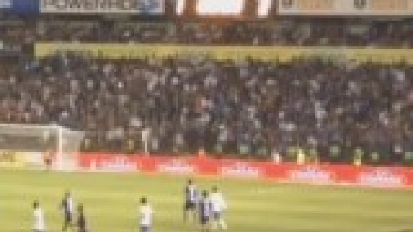 Futbol sahalarında ender bile görünmeyen bir gol!