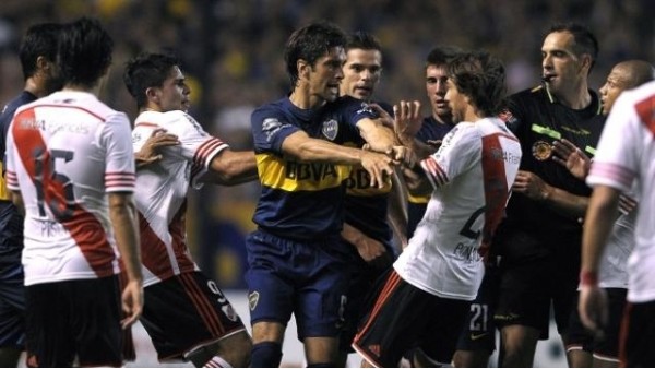 Dev derbide ortalık karıştı