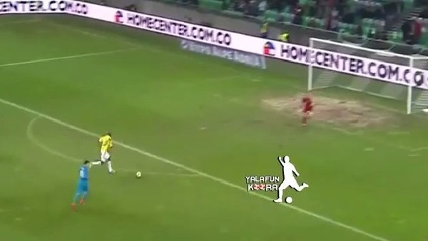 James Rodriguez yine zekasını kullandı!