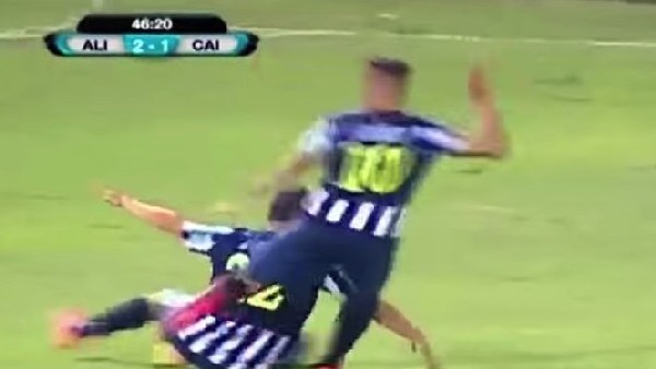 Golü attı, tekmeyi yedi!...