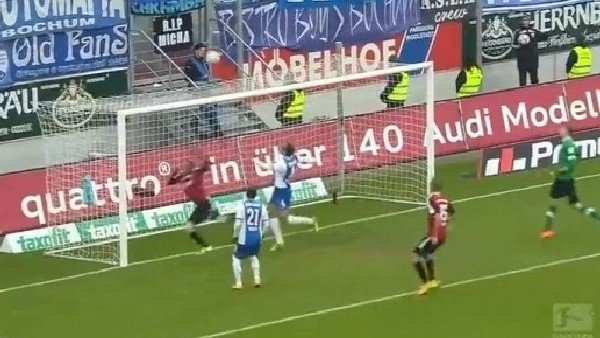 Ingolstadt-Bochum Maçında İnanılmaz Pozisyon