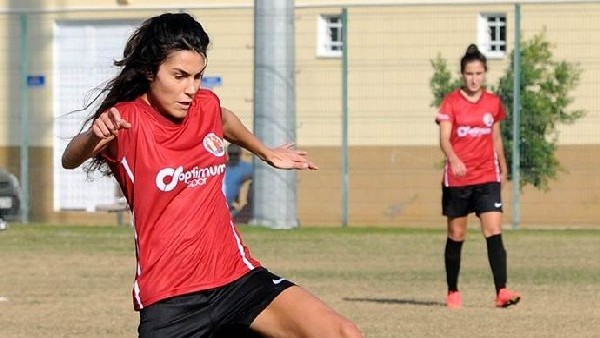 Serenay Aktaş'dan muhteşem gol