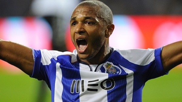 Porto'lu oyuncudan muhteşem bir gol