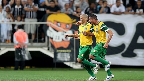 Alex'ten çok klas bir gol