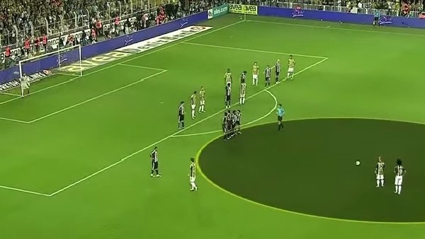 Stoch'tan Beşiktaş'a muhteşem frikik golü