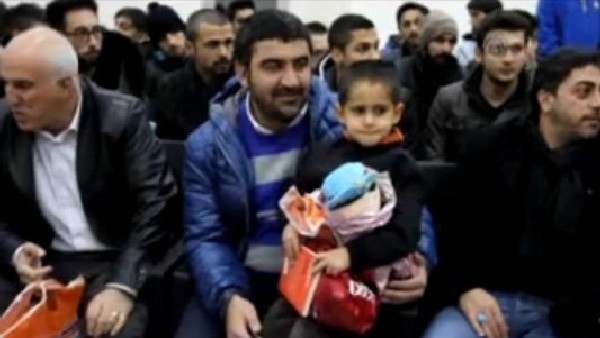 Elazığsporlular, kimsesiz çocukları ziyaret etti