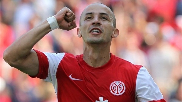 Neuer'in fiyakasını bozdular!