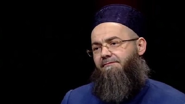 Cübbeli Ahmet Hoca: 'Demba Ba günah işliyor'