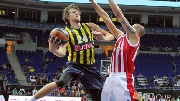 Gecenin en iyisi Vesely'in smacı seçildi