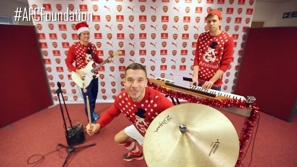 Arsenalli yıldızların christmas keyfi!
