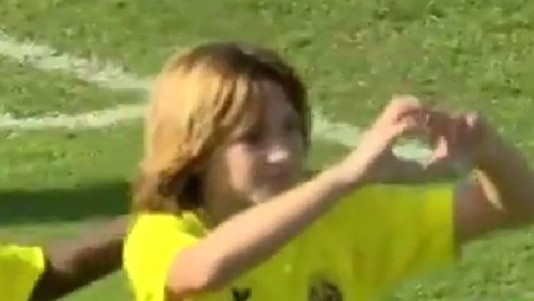 Villarreal'in Minik Yıldızından Müthiş Gol!...