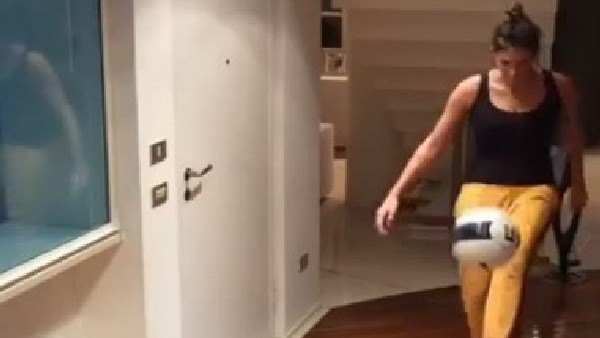 Cassano'nun eşinden futbol şov!...