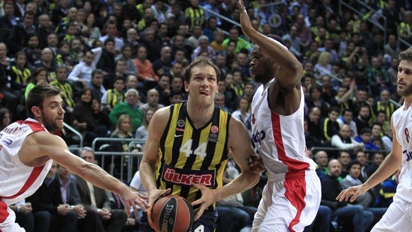 Fenerbahçeye müthiş taraftar desteği!