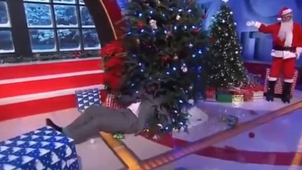 Shaquille O'Neal ortalığı darmaduman etti