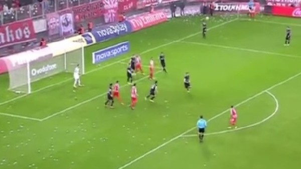 Olympiakos'lu yıldız gelişine müthiş vurdu