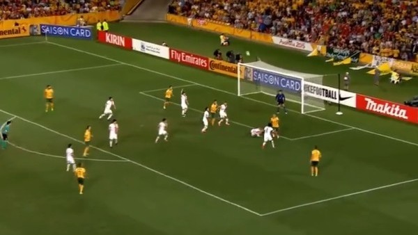 Tim Cahill'den çılgın rövaşata