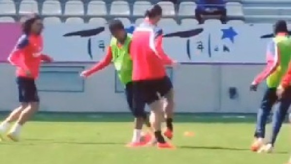 İbrahimovic futbol kurallarını çiğnedi