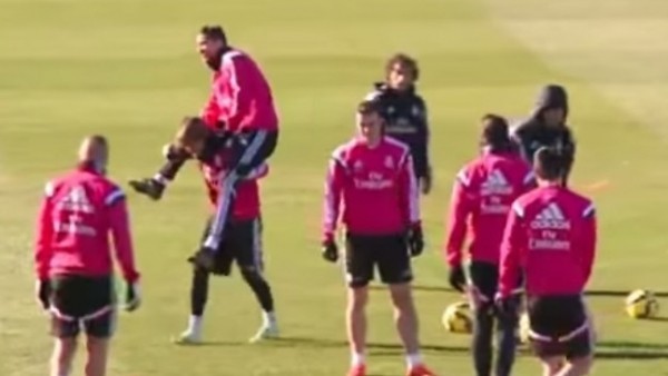 Real Madrid idmanında güreş!...