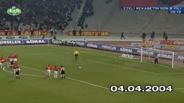 Pancu'dan Mondragon'a panenka golü