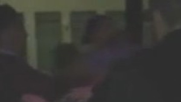 Wolfsburg'lu oyuncu dayak yedi!