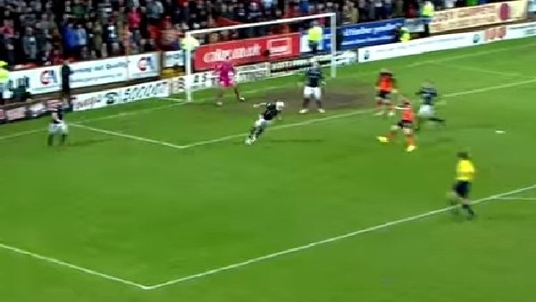 Kalecinin 31. Saniyede Yediği Talihsiz Gol