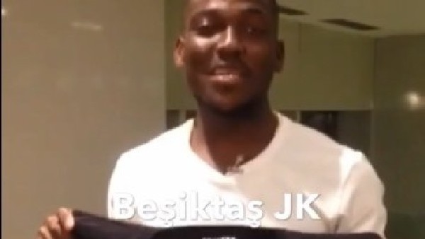 Beşiktaş'ın yeni transferinden Türkçe mesaj