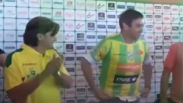 Yeni teknik direktöre davullu zurnalı karşılama