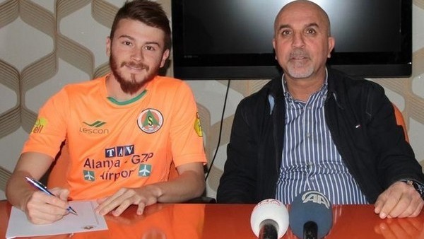 Fenerbahçe'den Alanyaspor'a transfer oldu