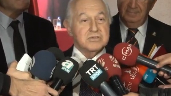 Duygun Yarsuvat'ın Sneijder açıklamaları