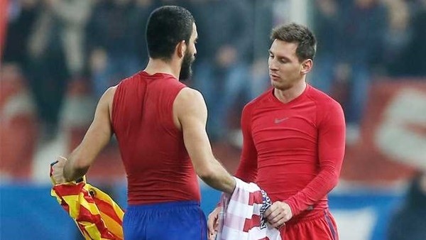 Arda Turan'nın formayla boğuştuğu anlar