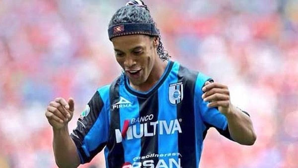 Ronaldinho her zaman tehlikeli!