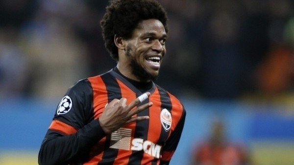 Fenerbahçe, Luis Adriano'yu sordu