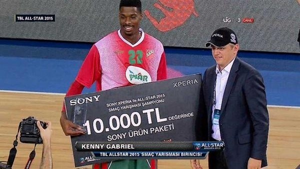 All Star Smaç Şampiyonu Kenny Gabriel