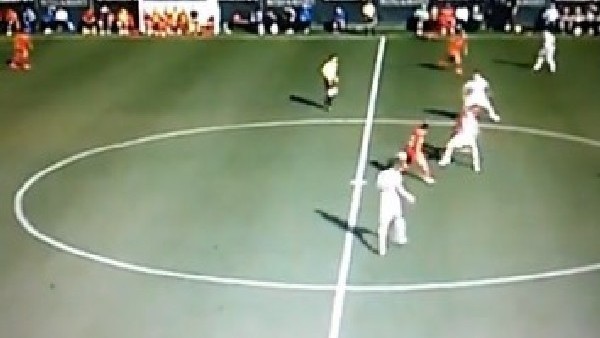 Şaka değil... 5. saniyede gol attı...