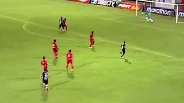 Ekvador Ligi'nde muhteşem füze