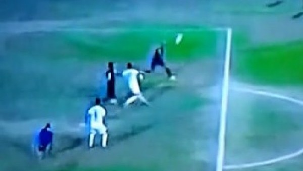 Gelişine müthiş gol attı