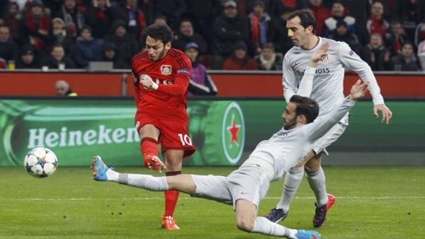 Hakan Çalhanoğlu'ndan Atletico'ya nefis gol