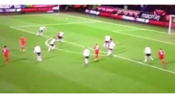 Emre Can'ın harika asistinde Sterling affetmedi