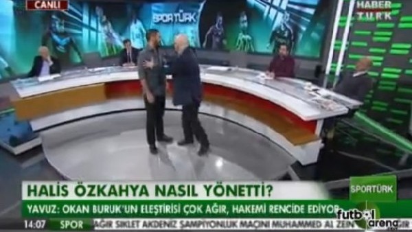 Canlı yayında uygulamalı penaltı yorumu