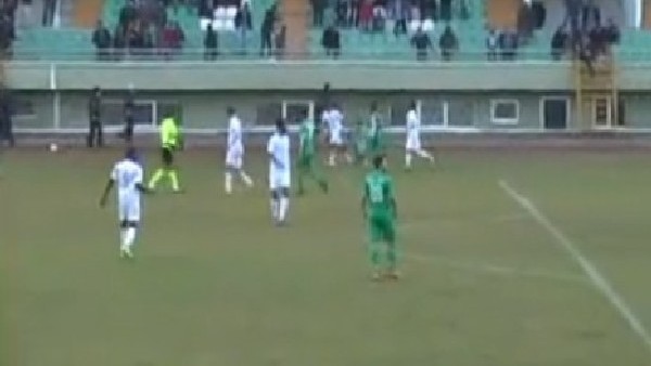 Amatör maçta kavga